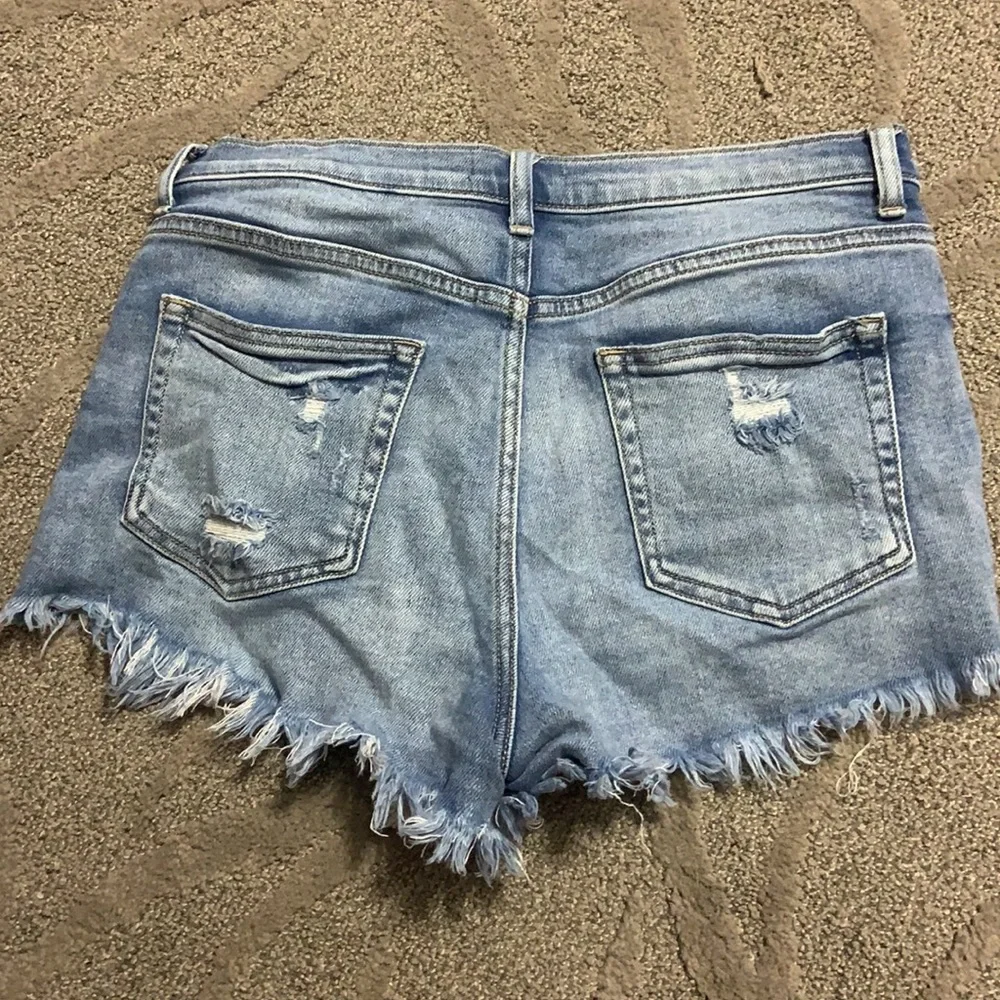 Shorts - Picture 2 of 2